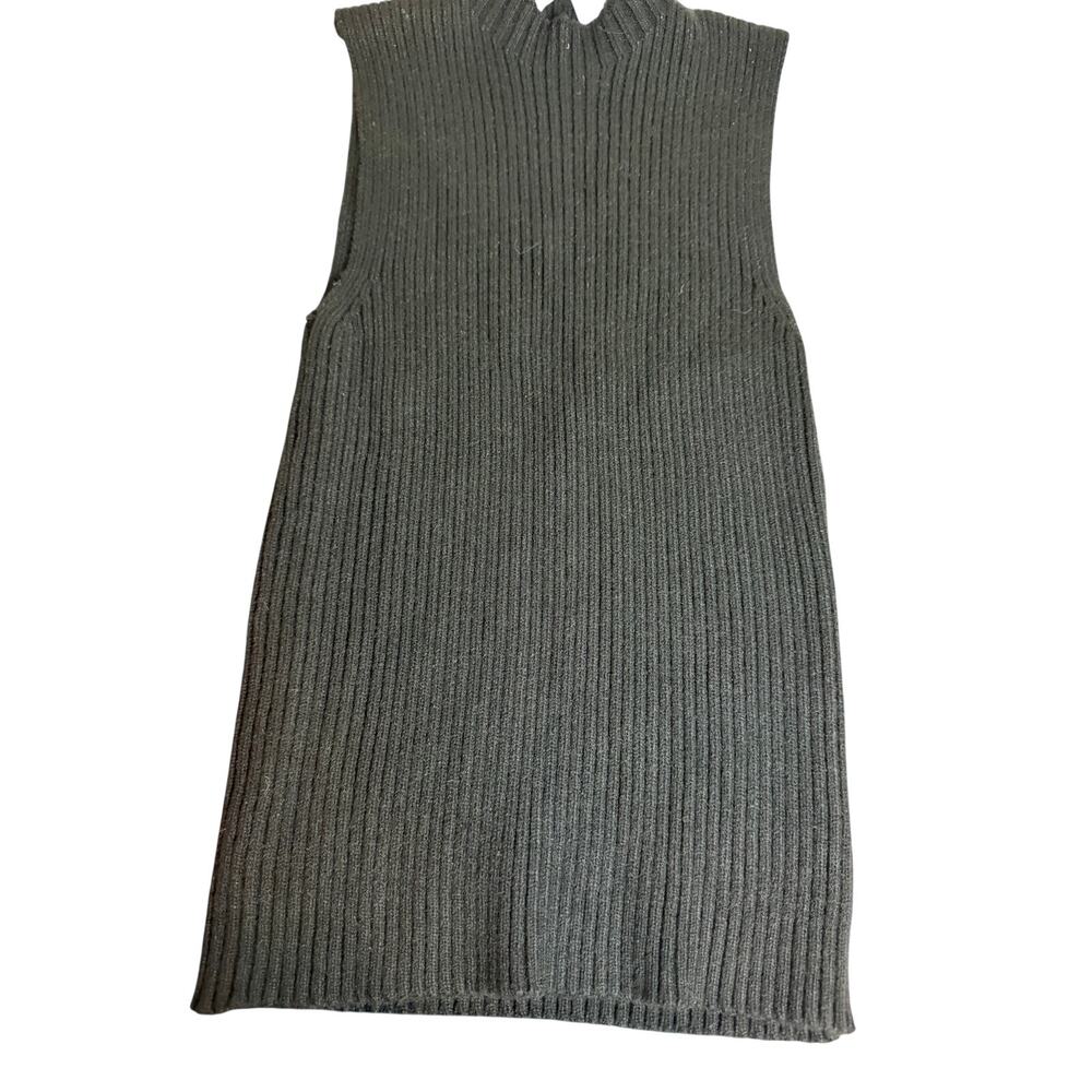 LULUS SLEEVELESS SWEATER